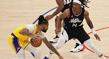 NBA'de Los Angeles derbisinin kazananı Lakers oldu