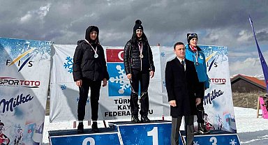 Niğdeli sporcudan 2 altın madalya