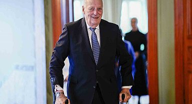 Norveç Kralı Harald, Malezya'da hastaneye kaldırıldı
