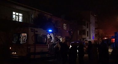 Ocakta unutulan yemek yangın çıkardı: 1 kişi dumandan etkilendi