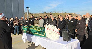 Odasında ölü bulunan iş insanı son yolculuğuna uğurlandı