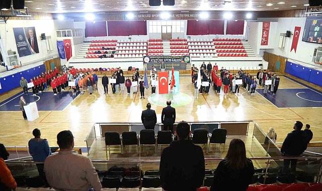 Okul sporları basketbol yıldızlar grup birinciliği Muğla'da başladı