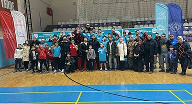 Okul sporları küçük erkekler güreş müsabakaları tamamlandı