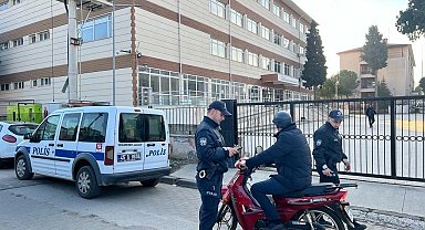 Okulların çevresine ve servislere sıkı denetim