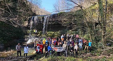 Ordu'da 58 dağcıdan Örencik Şelaleleri'ne yürüyüş