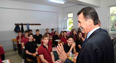 Osmangazi'den emekliye, kadınlara ve öğrencilere tam destek