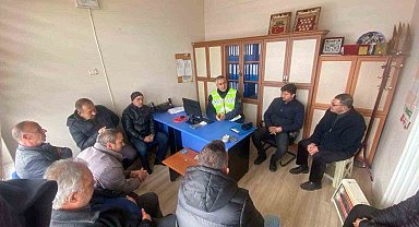Otobüs ve minibüs şoförlerine bilgilendirme yapıldı