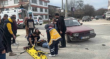 Otomobil motosiklete çarptı: 1 yaralı
