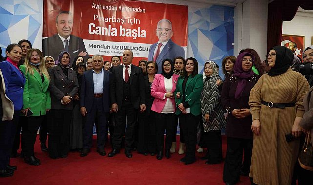 Pınarbaşı'da 'iki başkan' el ele, gönül gönüle