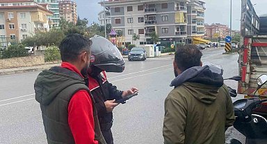 Polis ekiplerinden, okul çevrelerinde ve servis araçlarında denetim