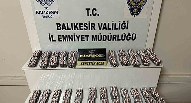 Polisin durdurduğu araç uyuşturucu deposu çıktı