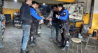 Polisten dolandırıcılara karşı sanayi esnafına uyarı