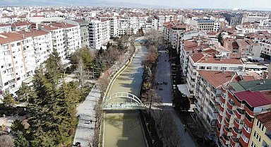 Porsuk Çayı'nın rengi yağışlar sonrası değişti