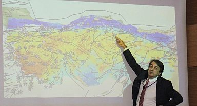 Prof. Dr. Kutoğlu, "Deprem ve Deprem Dirençli Kentleşme" konulu konferansa katıldı