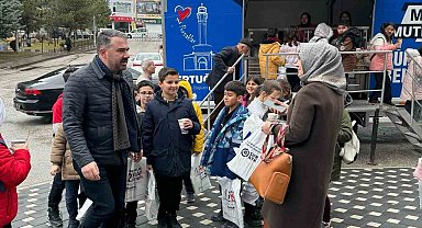 Pursaklar 2. Kitap Günleri'nde okurlara sıcak çorba