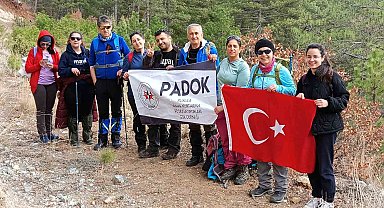 Pusula Arama Kurtarma ve Doğa Sporları Kulübü Tavşanlı ilçesinde yürüyüş düzenledi