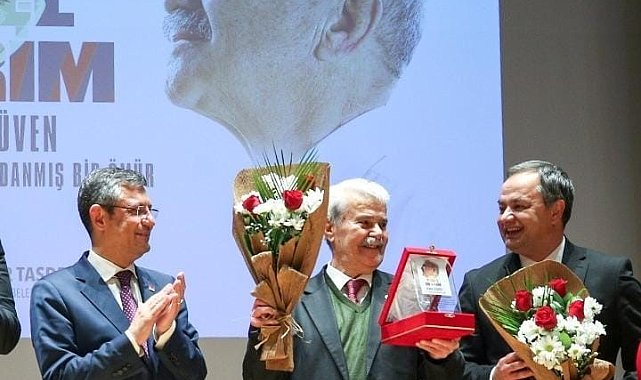"Efsane Başkan" olarak anılan Osman Özgüven CHP'den istifa etti