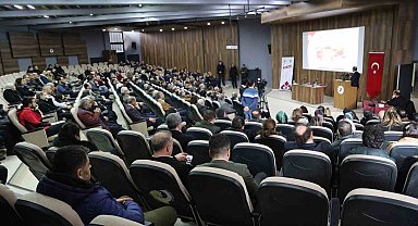 Rektör Göktaş: "Yapmış olduğumuz konutları bilimsel verileri dikkate alarak inşa etmemiz gerekiyor"