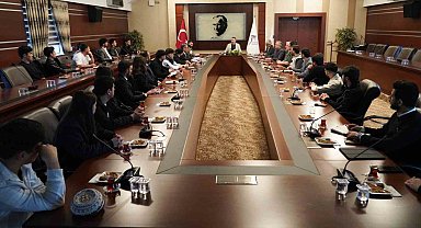 Rektör Kırışık Türk dünyasından öğrencilerle buluştu