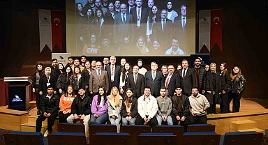 Rektör Özölçer, CLICS Konferansına katıldı