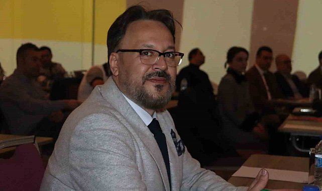 Robotik cerrahi ve yapay zeka ile diz ve kalça kireçlenmesi olan daha hızlı iyileşiyor