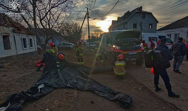 Rusya, Ukrayna'da birden fazla bölgeye saldırdı: 5 ölü