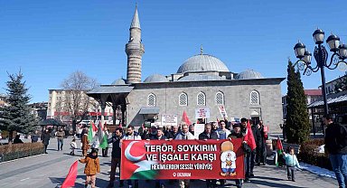 Sağlıkçılar Erzurum'da Gazze için yürüdü