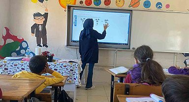 Samsun'daki okullarda etkileşimli tahta kurulumları tamamlandı