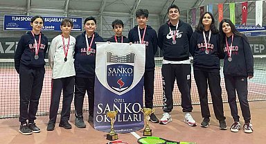 SANKO Okulları öğrencileri teniste il ikincisi oldu
