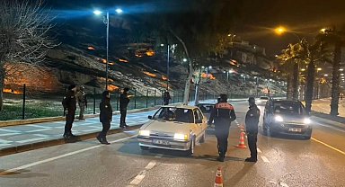 Şanlıurfa'da aranan 13 şüpheli yakalandı