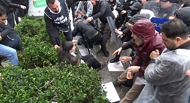 Şanlıurfa'da izinsiz gösteriye polis müdahalesi