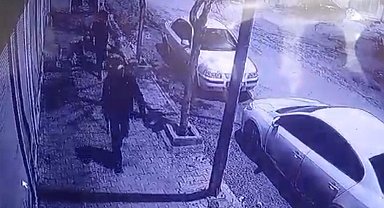 Şanlıurfa'da motosiklet hırsızlığı güvenlik kamerasında
