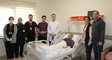 SEAH'ta bir ilk daha: At nalı böbreğe sahip hastadan 15 santimetre tümör çıkarıldı