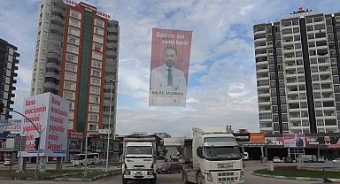 Seçim yarışı başladı, afişler çevre kirliliğine neden oldu
