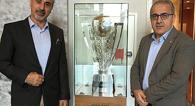 Senatör Iraj Alipour'dan YAFA'ya destek