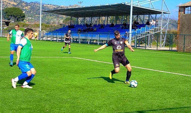 Serçeköy Futbol Sahası'nda ilk düdük çaldı