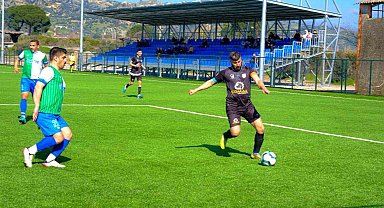 Serçeköy Futbol Sahası'nda ilk düdük çaldı