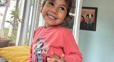 Serum verilerek evine gönderilen çocuk tekrar hastaneye götürülürken ambulansta öldü