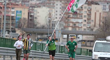Sevgililer Günü'nde Bursaspor'a koştular