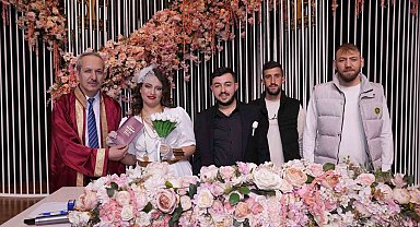 Sevgililer Günü'nde mutluluğa 'evet' dediler
