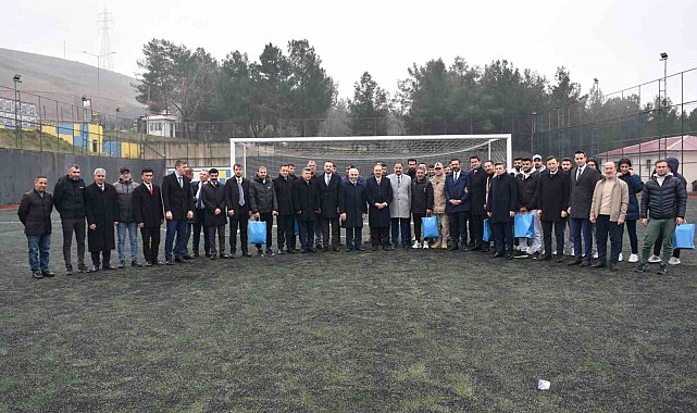 Siirt Valiliğinden amatör spor kulüplerine malzeme desteği