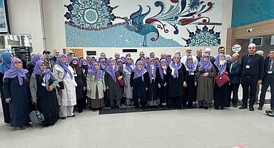 Simav'da 64 umreci dualarla kutsal topraklara uğurlandı