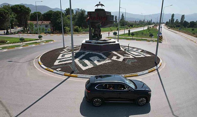 Sındırgı'da yatırımlar nüfusu arttırdı