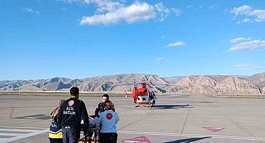 Şırnak'ta 37 günlük bebek ambulans helikopterle Elazığ'a sevk edildi