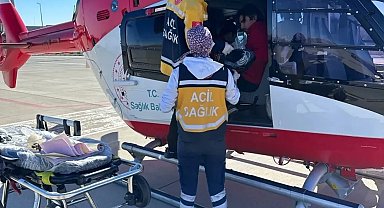 Şırnak'ta ambulans helikopter 2 yaşındaki Emine bebek için havalandı