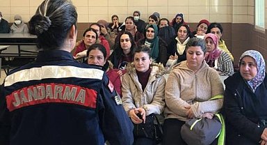Sökeli kadınlar jandarma tarafından bilgilendirildi