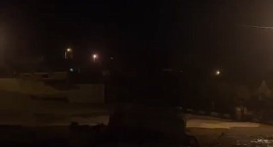 Su borusu patladı, yollar göle döndü