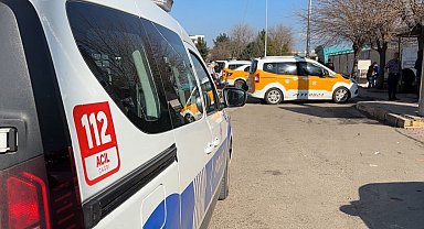 Taksicilerin telefonda başlayan tartışmasında durakta kan döküldü
