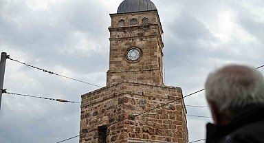Tarihi Saat Kulesi saatine kavuştu