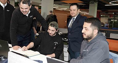 Teknopark İstanbul Kuluçka Merkezi'nde konuşan Kurum: "Bizim hayalimiz gençliğin ve geleceğin mutlu olduğu bir İstanbul"